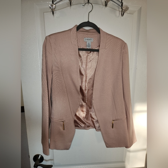 Carmen Marc Valvo Jackets & Blazers - Blush blazer, modern style. No collar.